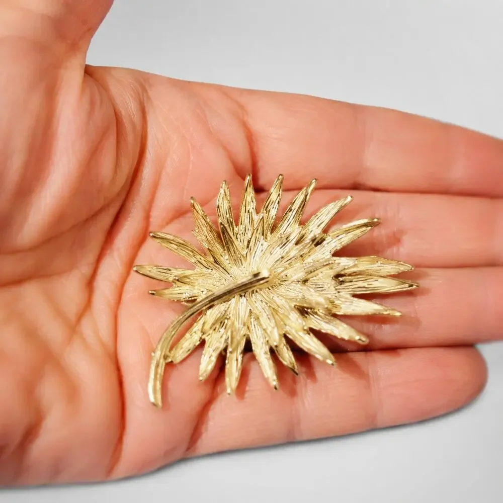 Vintage Large Leaf Brooch Pin Gold Tone Textured Layered Mid Century‎ 2.5
